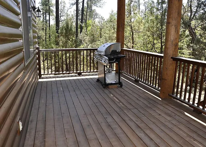 Spacious Woodland Log With Mogollon Rim Views In Payson, Arizona